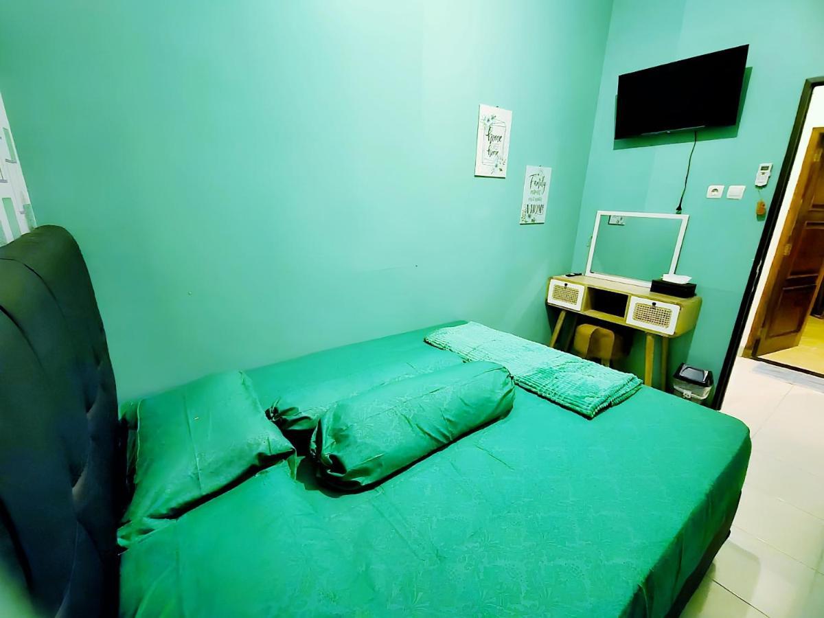 De Patuk Homestay Yogyakarta Kültér fotó